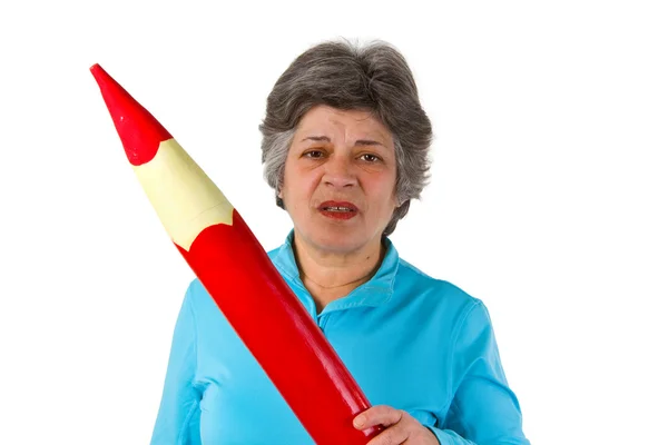 Kobieta starszy z czerwonym ołówkiem — Zdjęcie stockowe