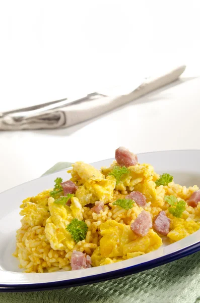Long grain curry rice with scrambled eggs — Stock Photo, Image