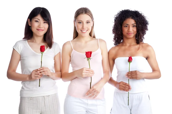 Mnohonárodnostní žena držící růže — Stock fotografie