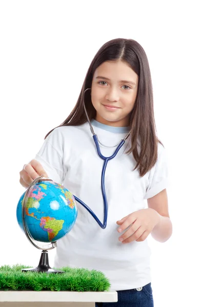 Dívka s stetoskop a Globus — Stock fotografie