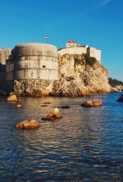 Стіни Старого міста Дубровника — стокове фото