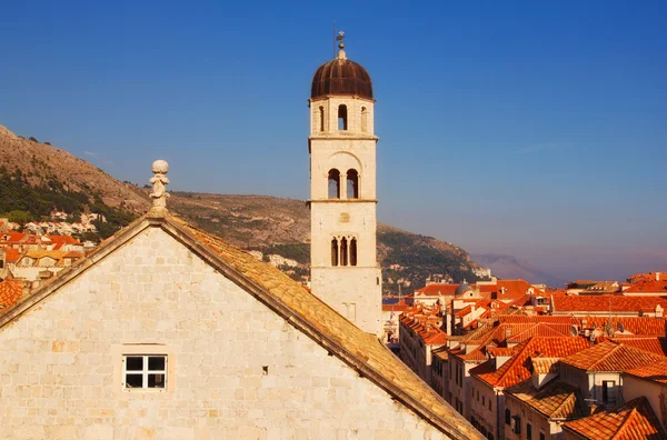Dubrovniks gamla stad tak och arkitektur — Stockfoto