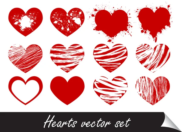 Векторное множество гранжевых сердец — стоковый вектор