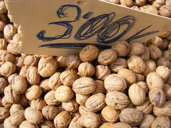 Nuts for sale — Stock Photo, Image