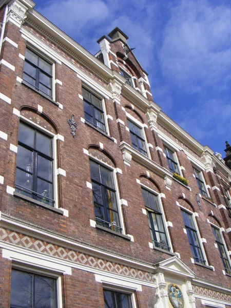 Dom w Amsterdamie — Zdjęcie stockowe