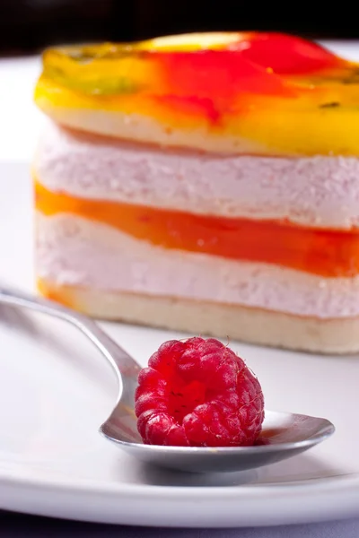 Torta dulce jalea con frambuesa — Stockfoto