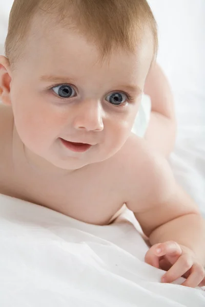 Sevimli küçük kız bebek — Stok fotoğraf
