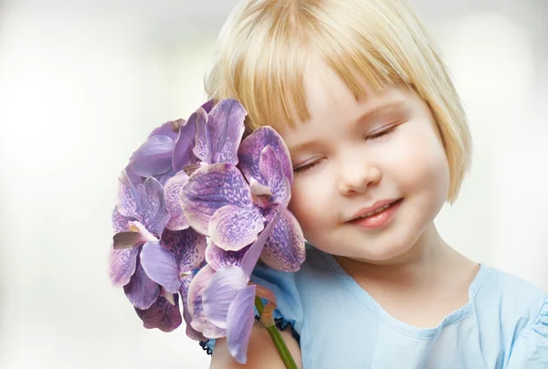 Menina flor — Fotografia de Stock