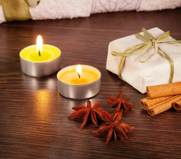 Candle, cinnamon and anise — Stock Photo, Image