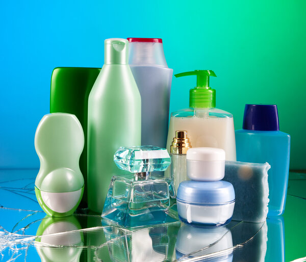 Косметические бутылки