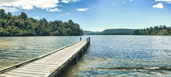 stock image Lake Mapourika panorama