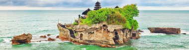 Tanah Lot clipart