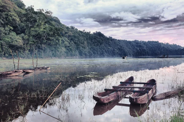 Lago Tamblingan — Fotografia de Stock