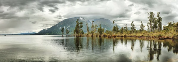 Lago brunner — Fotografia de Stock