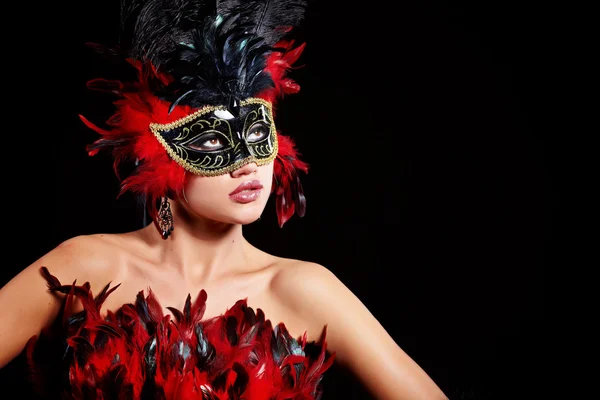 Krásná žena s maskou — Stock fotografie