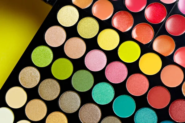 Makijaż barwne palety do powiek — Zdjęcie stockowe