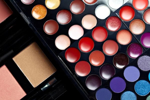 stock image Make-up colorful eyeshadow palettes