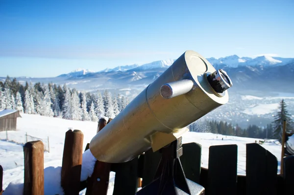 Un télescope pour l'observation de Zakopane — Photo