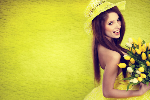 Прекрасный весенний женский портрет. зеленая концепция
