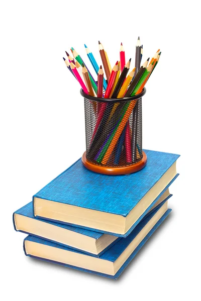 Böcker och pennor — Stockfoto