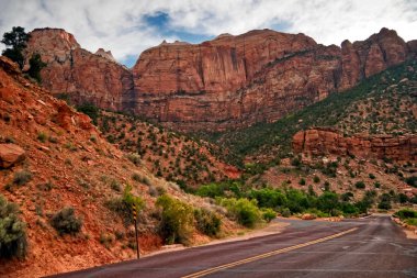 zion canyon yamaçları. Utah. ABD.