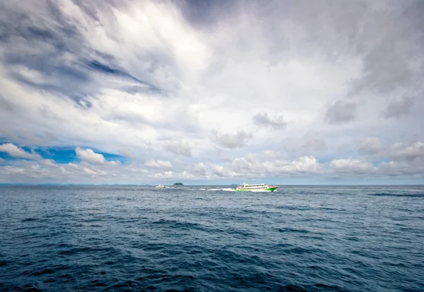 No mar tropical — Fotografia de Stock