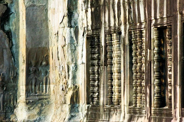 Bas-relevo na parede de Angkor Wat — Fotografia de Stock