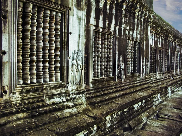Płaskorzeźba na ścianie angkor wat — Zdjęcie stockowe