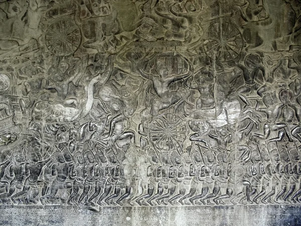 stock image Bas-relief on the wall of Angkor Wat