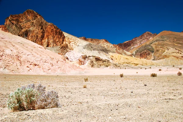 Paisaje sin vida del Valle de la Muerte — Foto de Stock