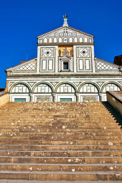 San miniato al monte ve Florencii — Stock fotografie