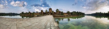 angkor wat Tapınağı akşam saat yolu ile Panorama