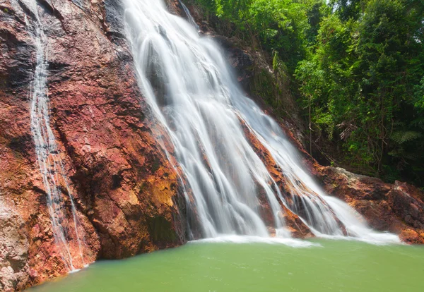 Beautiful cascade waterfall — Stock Photo, Image