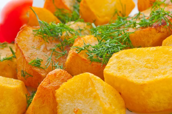 Смажена картопля з фенхелем — стокове фото