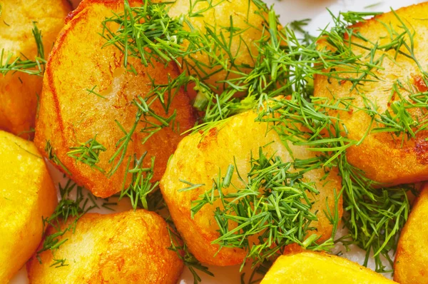 Bratkartoffeln mit Fenchel — Stockfoto