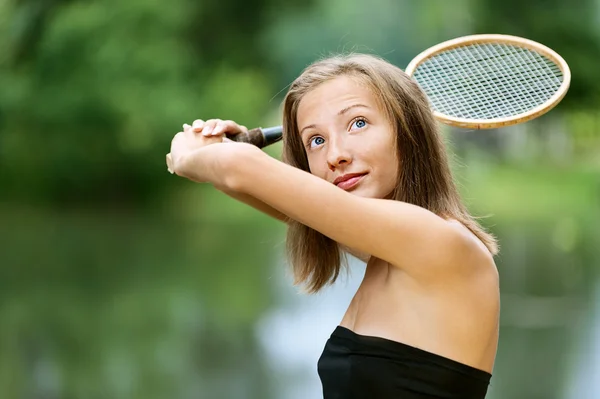 Hermosa joven con raqueta bambintonnoy —  Fotos de Stock