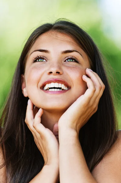 Retrato de la joven riendo — Foto de Stock