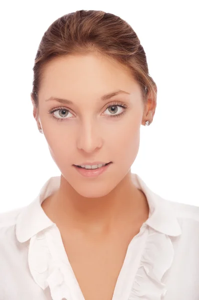 Portret van mooie jonge vrouw geïsoleerd op witte achtergrond — Stockfoto
