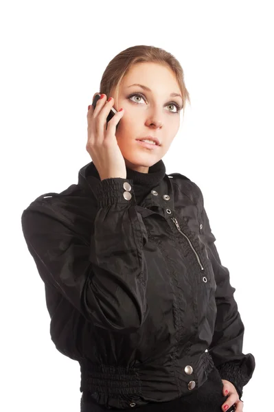 Vacker ung kvinna som pratar i mobilen isolerad på whi — Stockfoto