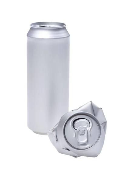 灰色のしわくちゃの飲料缶 — ストック写真