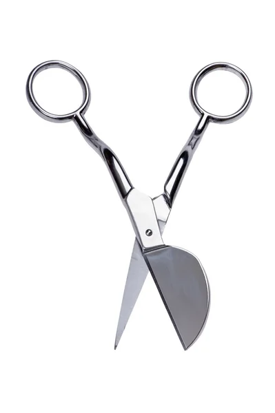 Šicí nůžky na bílém makro — Stock fotografie