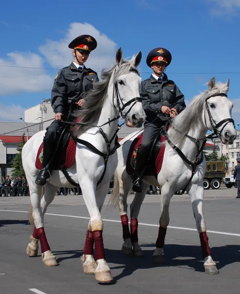 Mounted policewomen — Stock Photo, Image