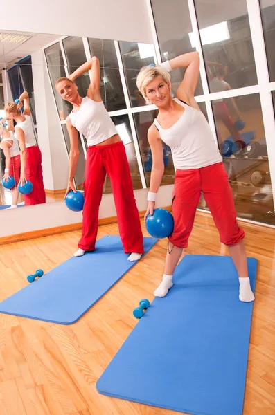 Group of doing fitness exercise — Stock Photo, Image