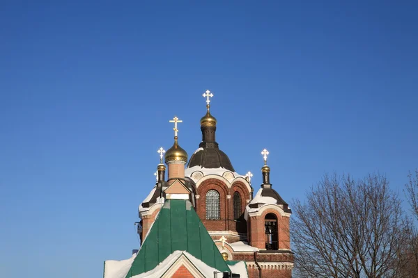 Kerk in de winter overdag — Stockfoto