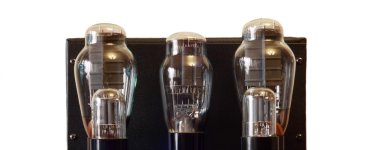 Vacuum tube amplifier clipart