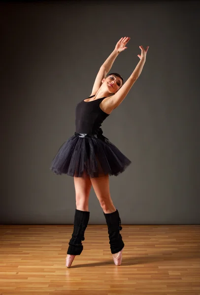 Giovane ballerina — Foto Stock