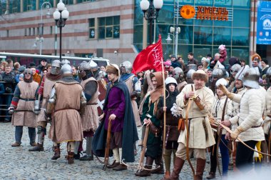 tarihi yeniden yapılanma