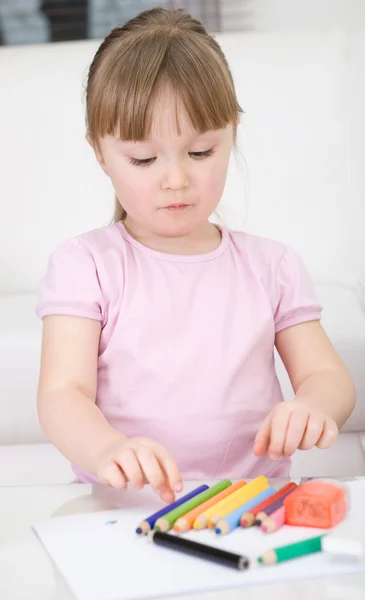 Girl drawing — Stock Photo, Image