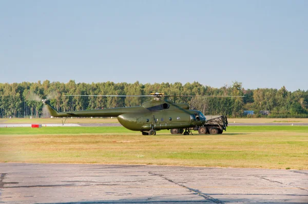 Helicóptero pronto para o início — Fotografia de Stock