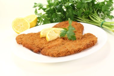 kavrulmuş wiener schnitzel